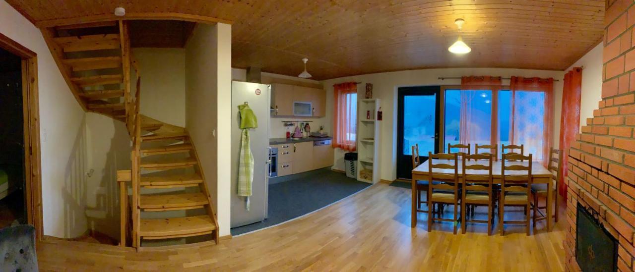 Les Chalets Fleurs De France - Kota Saint-Dalmas エクステリア 写真